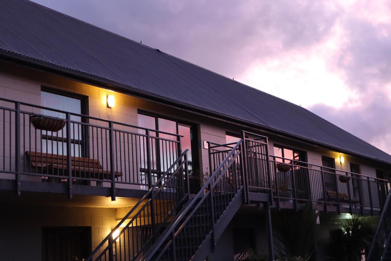 Akaroa Waterfront Motels Dış mekan fotoğraf