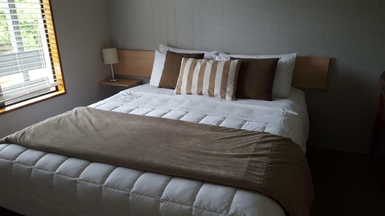 Akaroa Waterfront Motels Dış mekan fotoğraf
