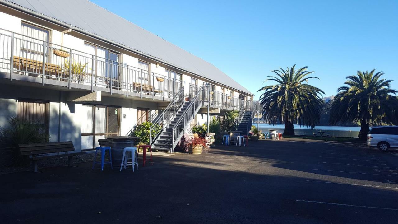 Akaroa Waterfront Motels Dış mekan fotoğraf